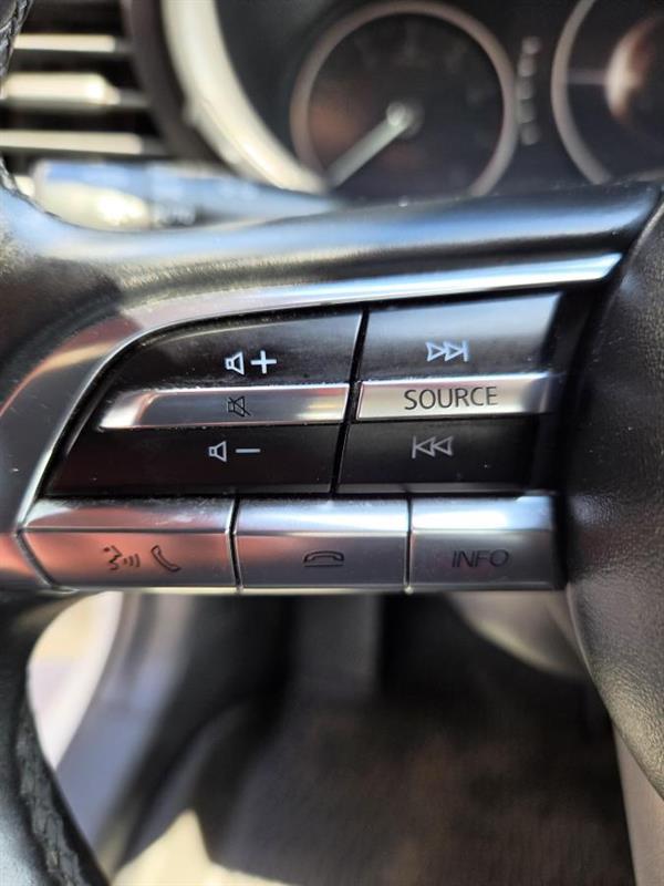 2021 Mazda Mazda3 - Image 18