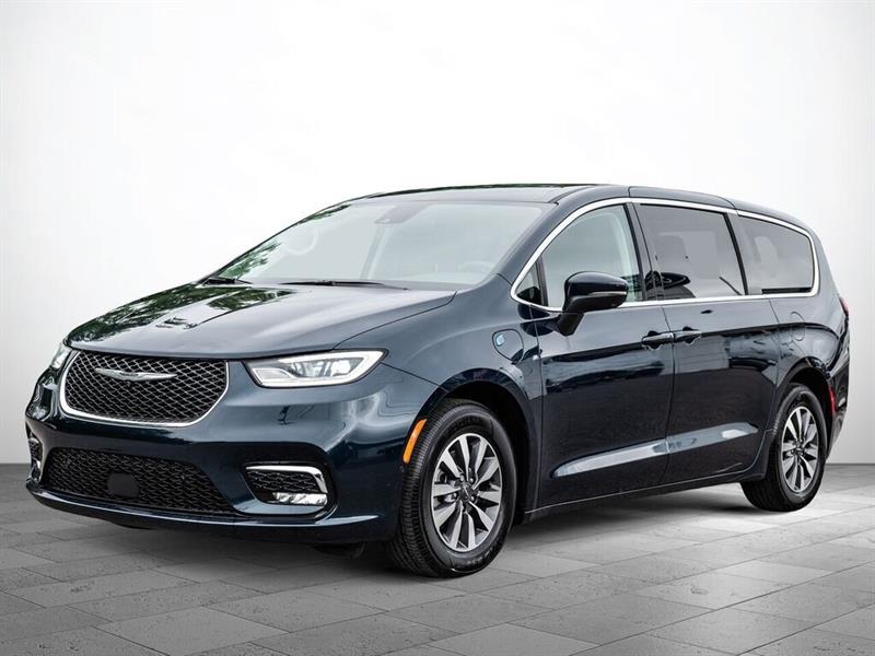 Blue 2023 Chrysler Pacifica Hybrid Minivan Front-Wheel Drive Automatic