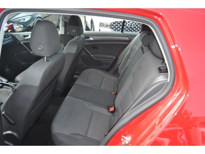 2021 Volkswagen Golf - Image 10