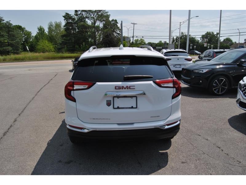 2024 Gmc Terrain - Image 4