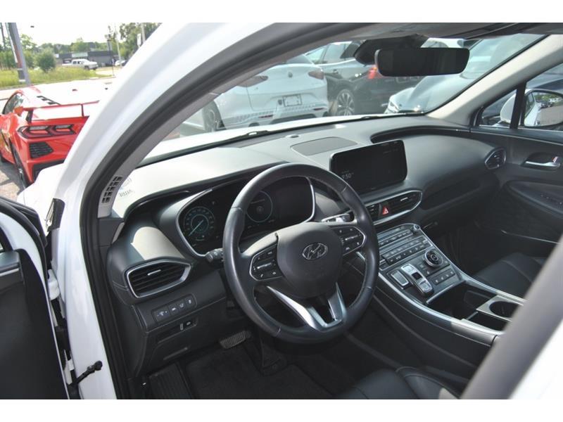 2023 Hyundai Santa Fe - Image 13