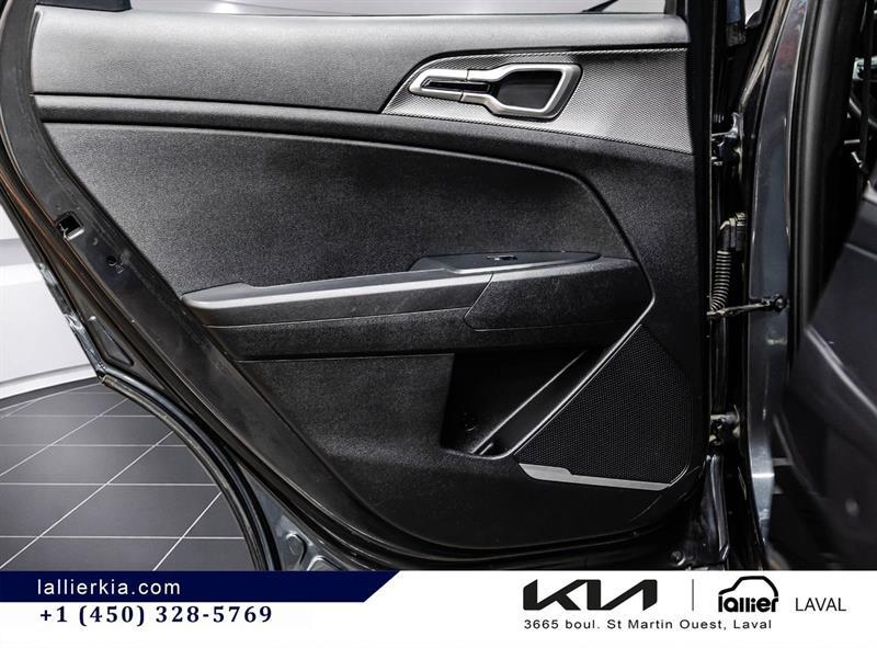 2024 Kia Sportage - Image 12
