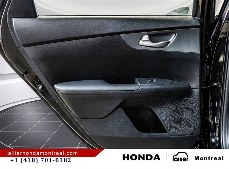 2020 Kia Forte - Image 12