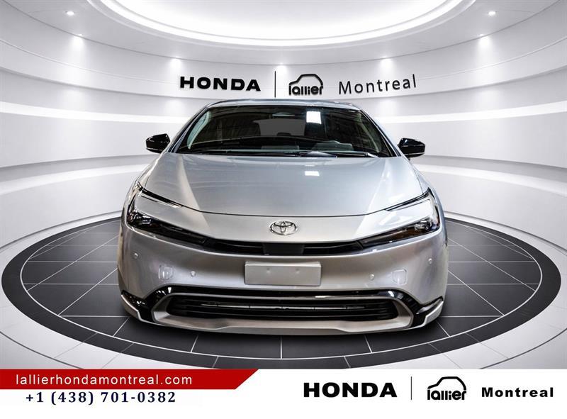2024 Toyota Prius - Image 2