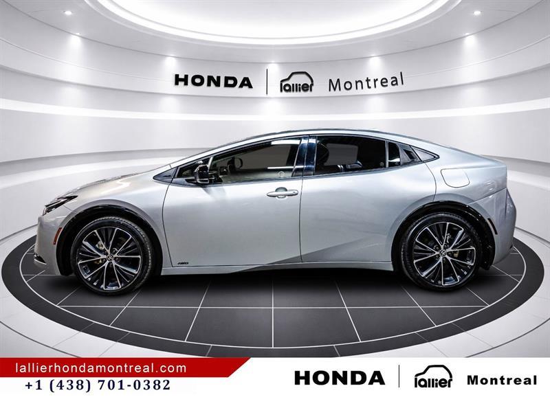 2024 Toyota Prius - Image 4