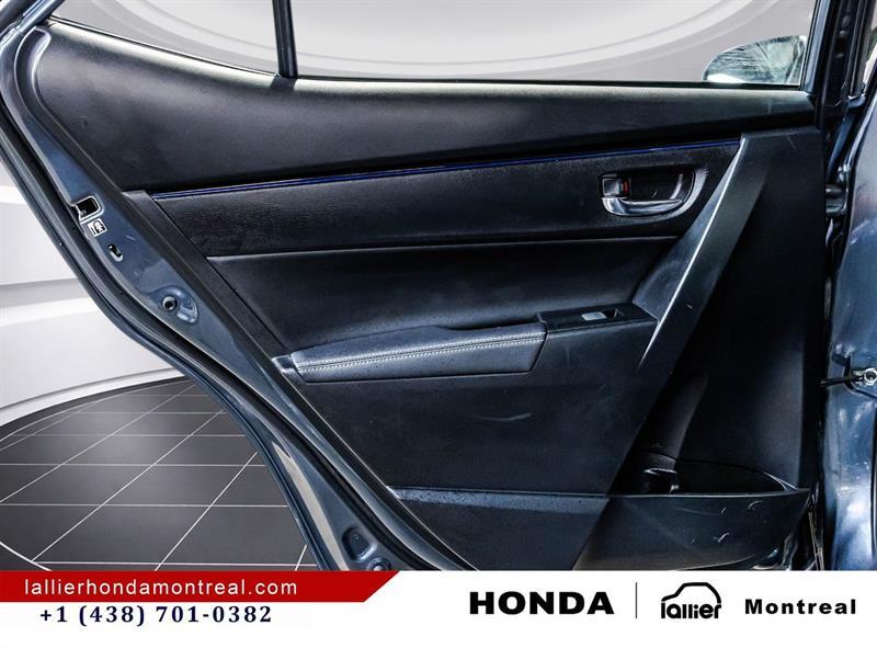 2018 Toyota Corolla - Image 12