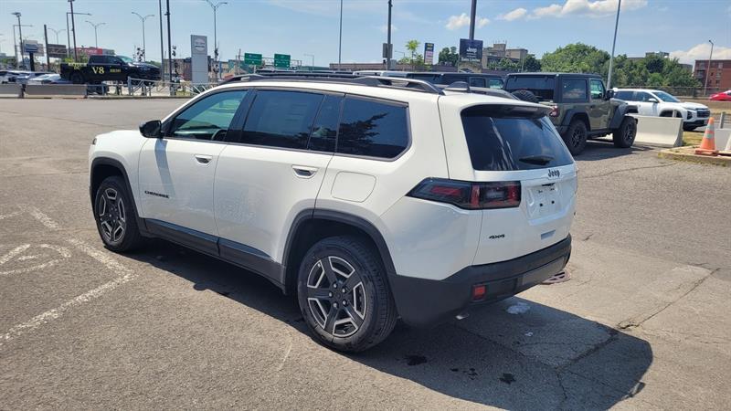 2026 Jeep Grand Cherokee - Image 3