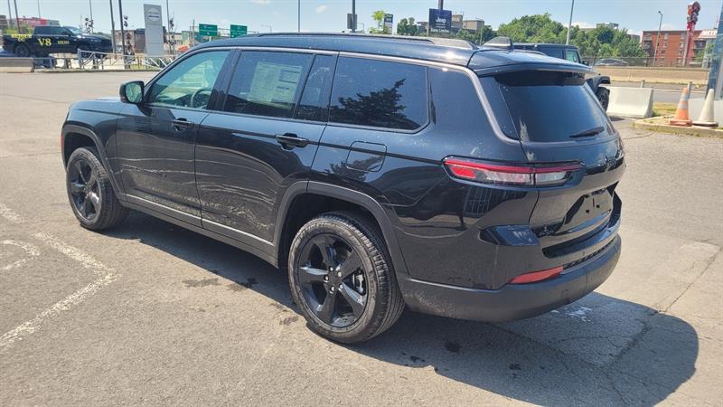 2026 Jeep Grand Cherokee - Image 2