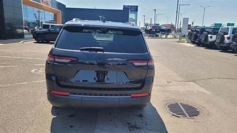 2026 Jeep Grand Cherokee - Image 5