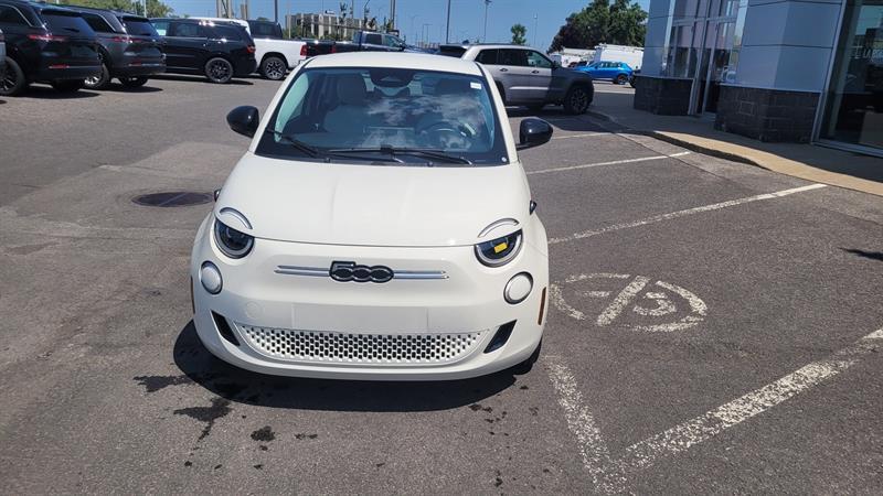 2026 Fiat 500 - Image 4