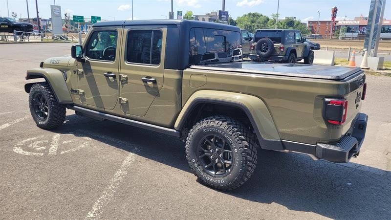 2026 Jeep Gladiator - Image 2