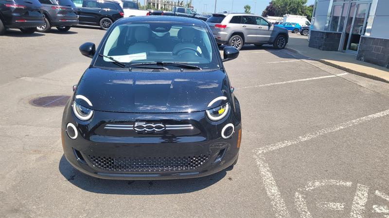 2026 Fiat 500 - Image 4