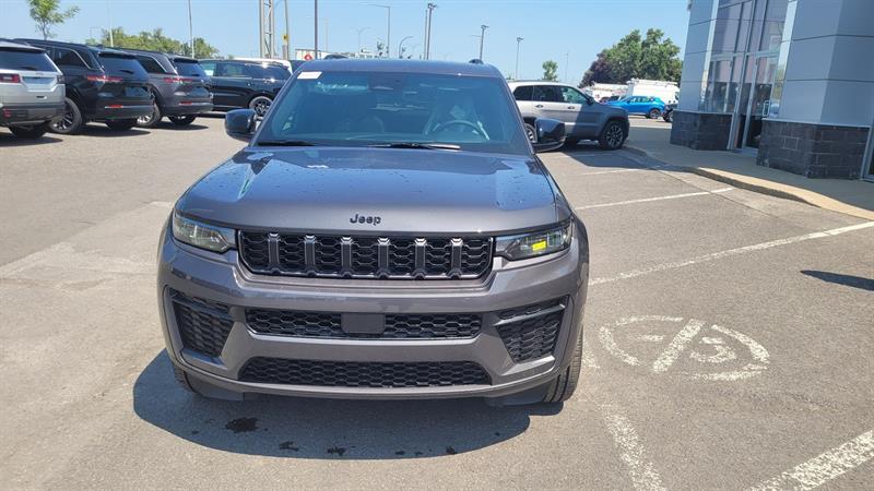 2026 Jeep Grand Cherokee - Image 4