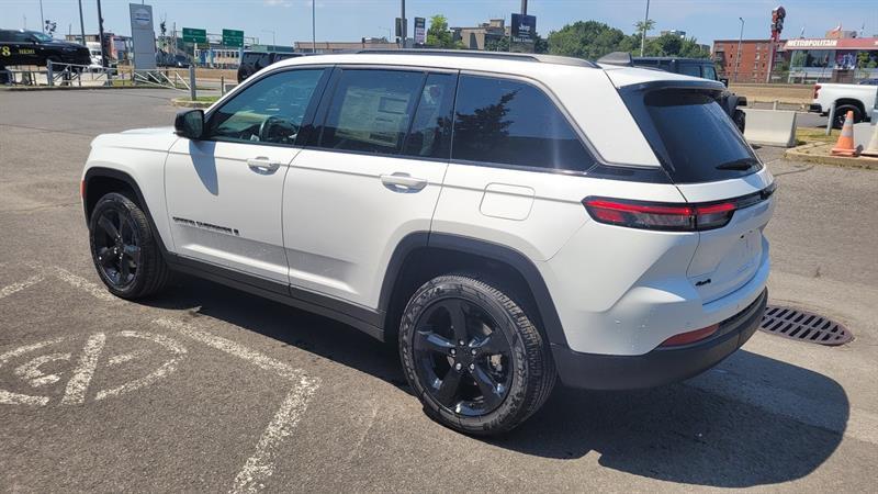 2026 Jeep Grand Cherokee - Image 2