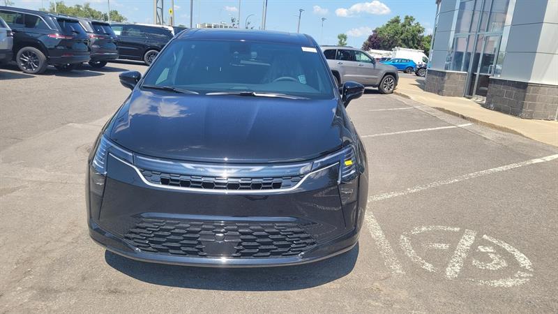 2027 Chrysler Pacifica - Image 4