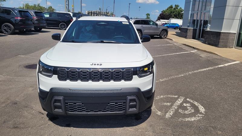 2026 Jeep Grand Cherokee - Image 4