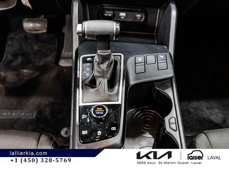 2024 Kia Sportage - Image 21