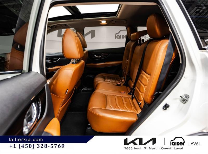 2018 Nissan Rogue - Image 14