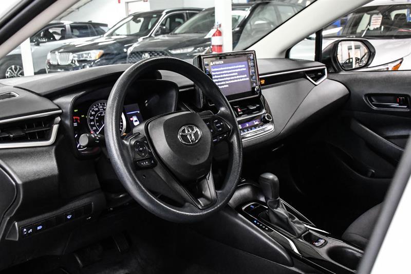2022 Toyota Corolla - Image 13
