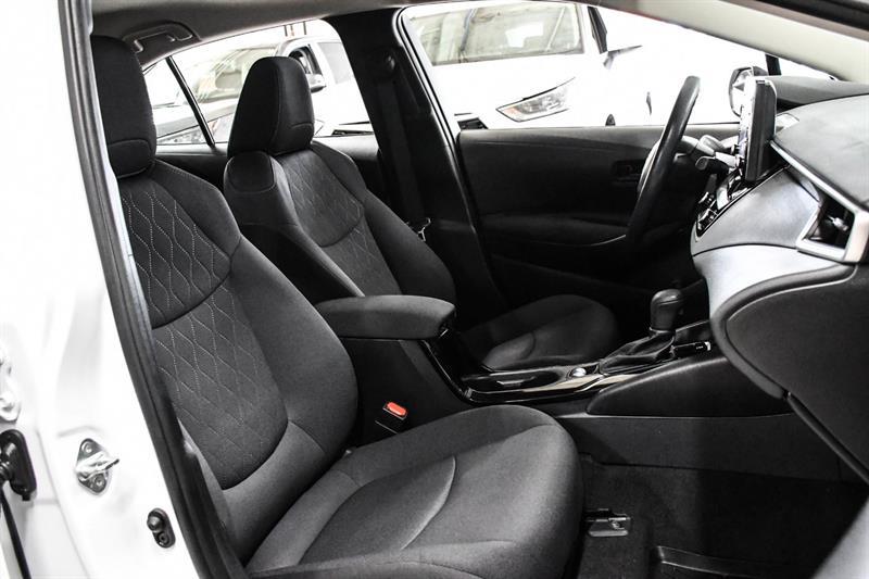 2022 Toyota Corolla - Image 15