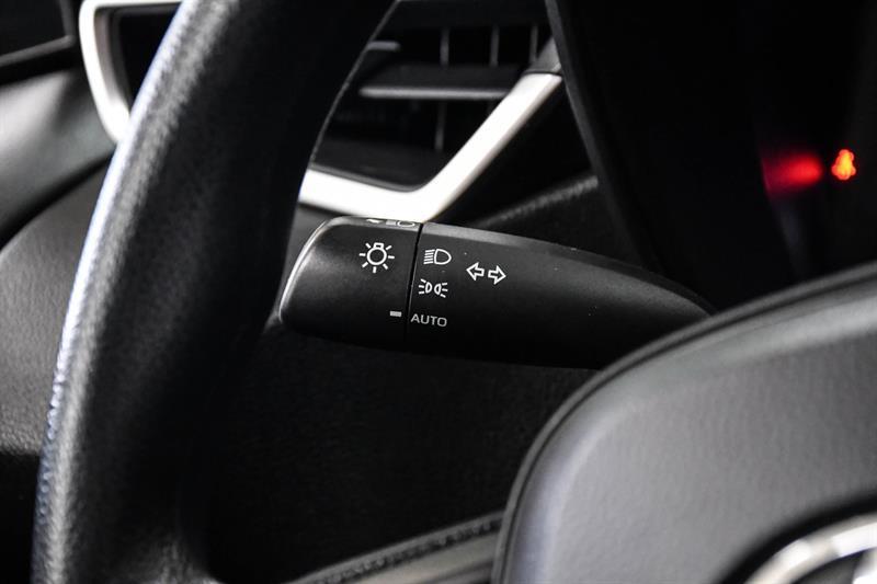2022 Toyota Corolla - Image 22