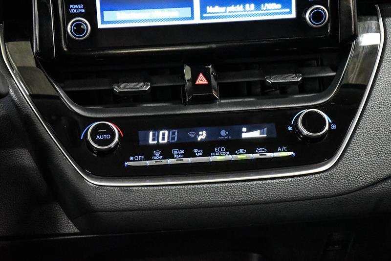 2022 Toyota Corolla - Image 29