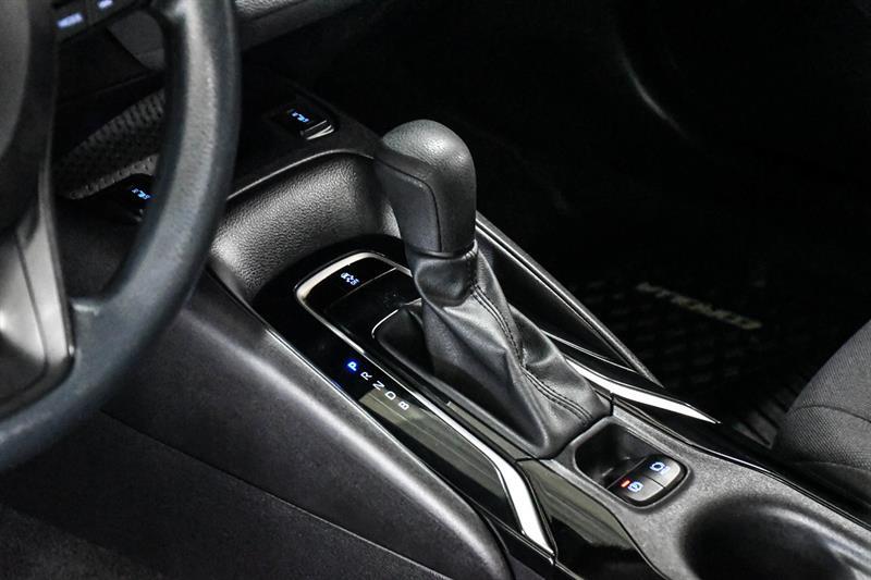 2022 Toyota Corolla - Image 31