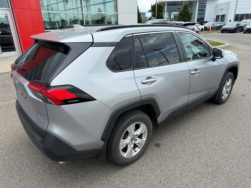 2021 Toyota RAV4 - Image 5