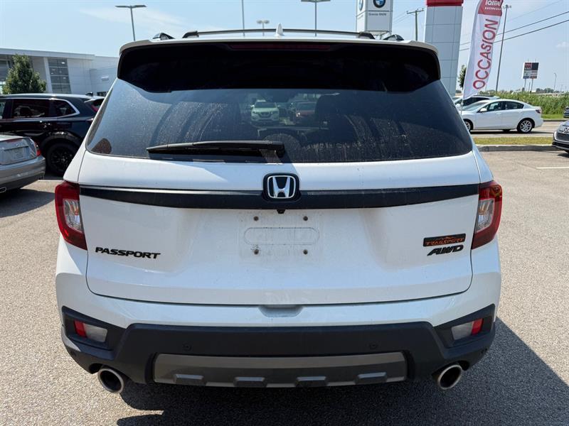 2023 Honda Passport - Image 4