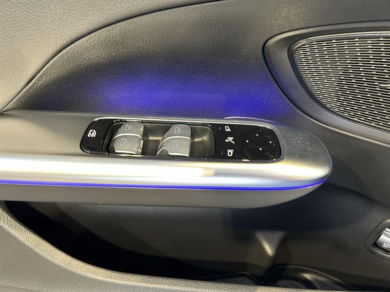 2023 Mercedes-Benz C-Class - Image 21