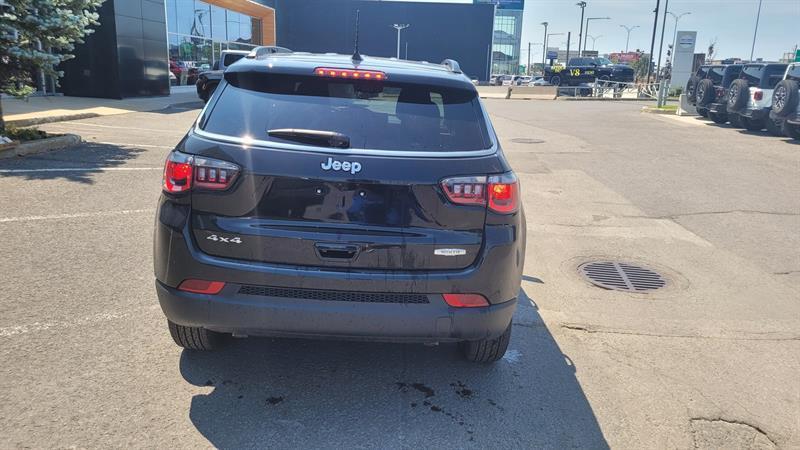 2026 Jeep Grand Cherokee - Image 4