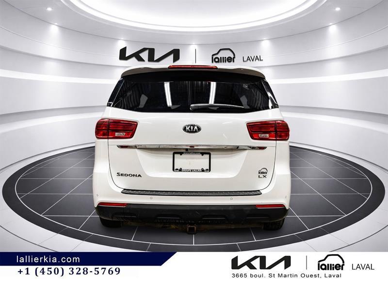 2020 Kia Sedona - Image 9