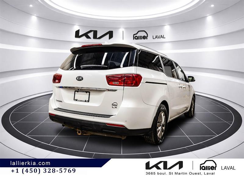 2020 Kia Sedona - Image 10