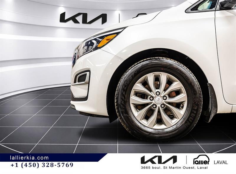 2020 Kia Sedona - Image 13