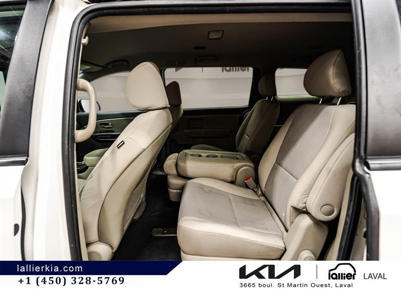 2020 Kia Sedona - Image 15