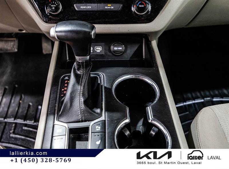 2020 Kia Sedona - Image 26