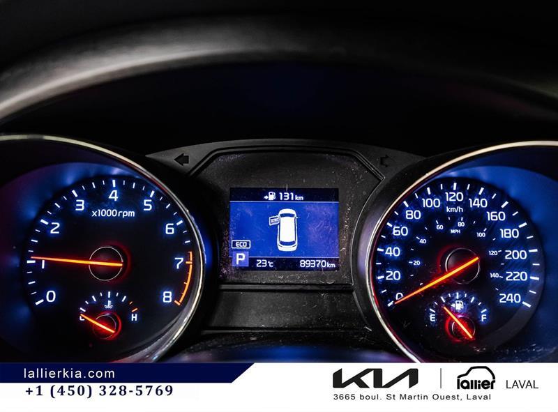 2020 Kia Sedona - Image 26