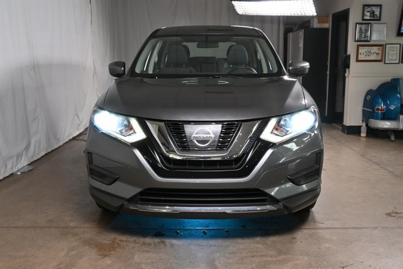 2017 Nissan Rogue - Image 34