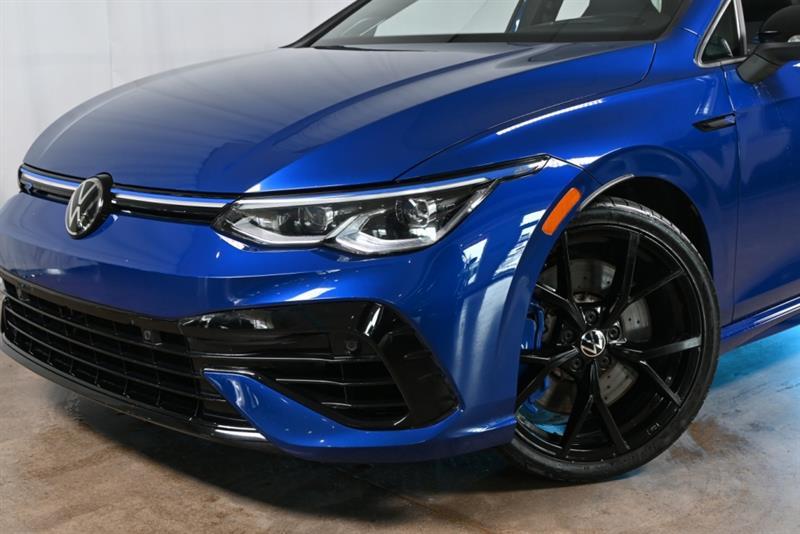 2023 Volkswagen Golf - Image 2