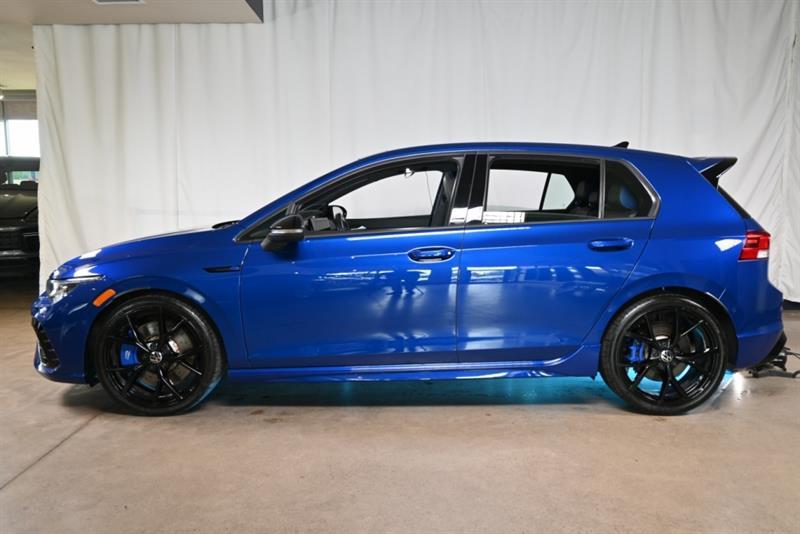 2023 Volkswagen Golf - Image 10