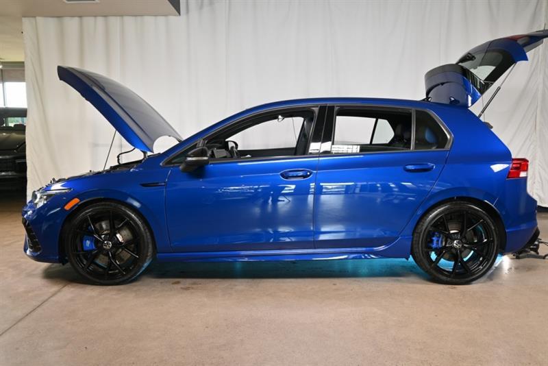 2023 Volkswagen Golf - Image 11