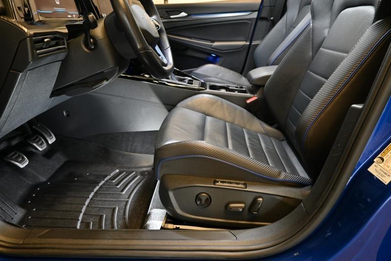 2023 Volkswagen Golf - Image 20