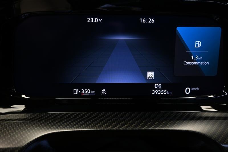 2023 Volkswagen Golf - Image 28