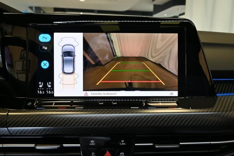 2023 Volkswagen Golf - Image 35