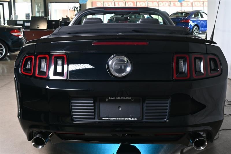 2013 Ford Mustang - Image 15