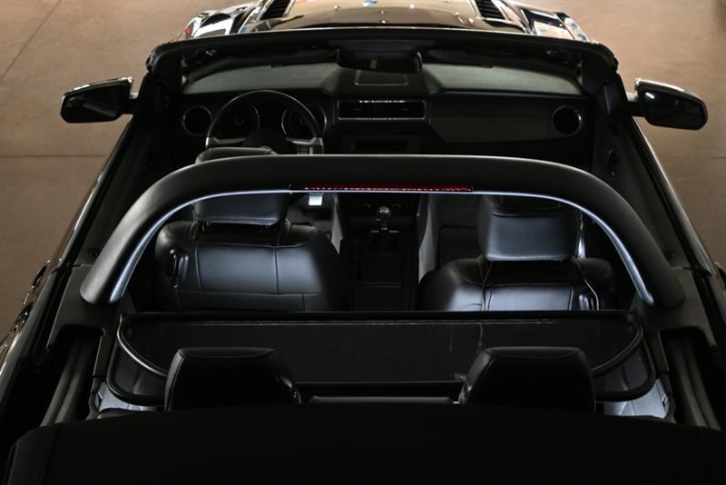 2013 Ford Mustang - Image 17