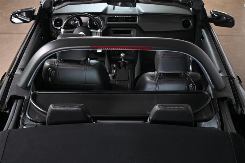 2013 Ford Mustang - Image 18