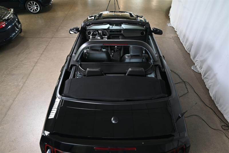 2013 Ford Mustang - Image 19
