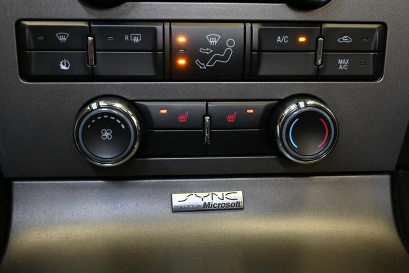2013 Ford Mustang - Image 33