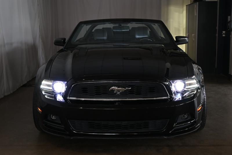 2013 Ford Mustang - Image 40